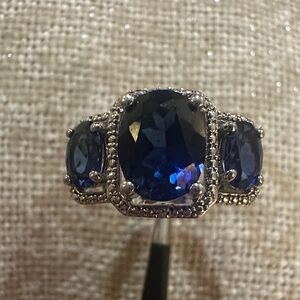 Elegant Blue Gemstone Ring